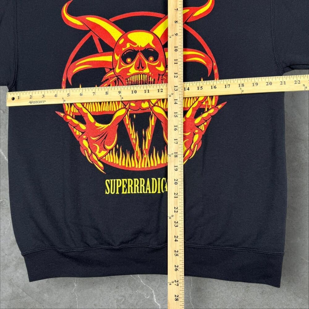 Black Superrradical “Hell is Real and I am Proof” Satanic Pentagon Crewneck - M - Picture 4 of 8